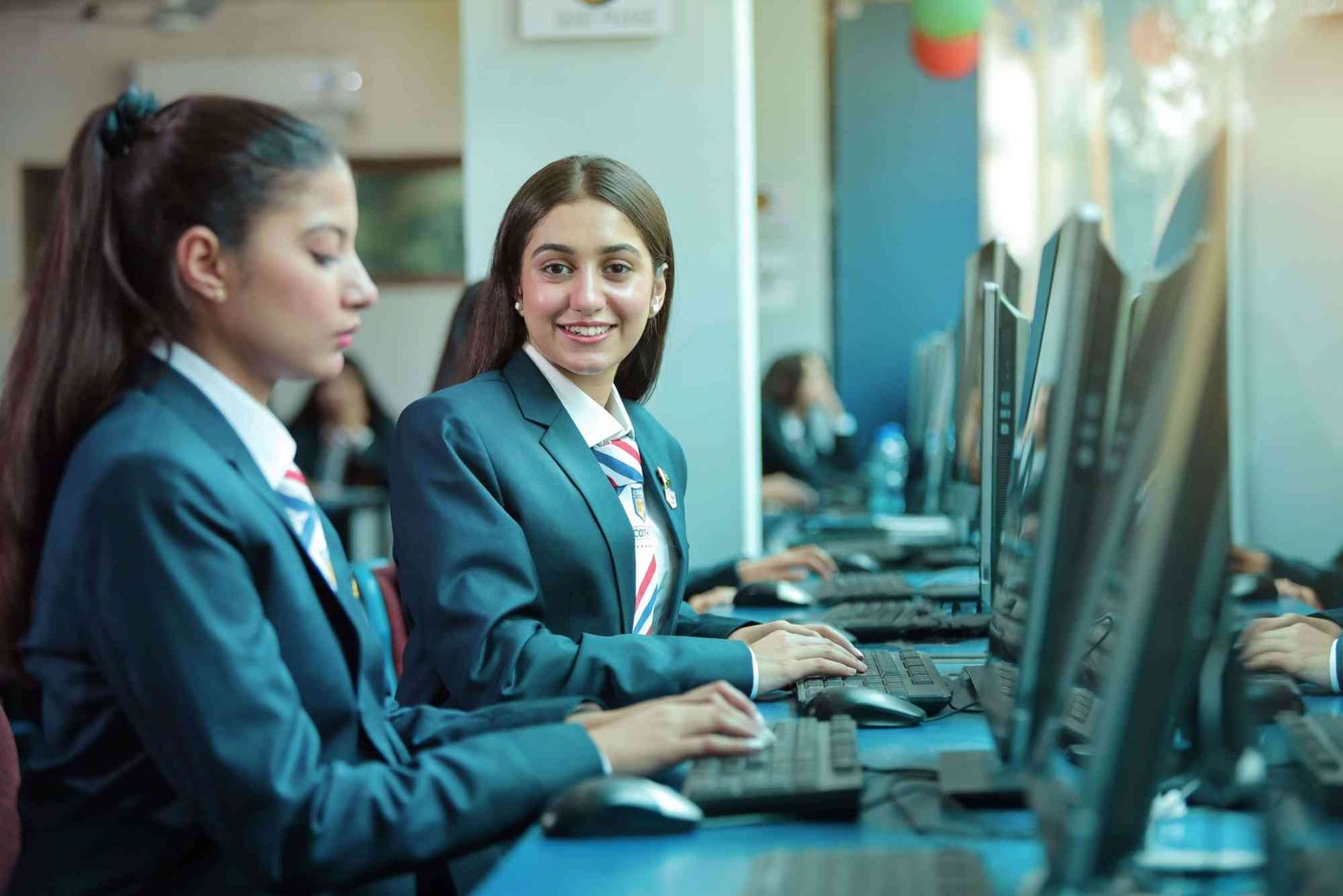 مصاريف مدرسة سياحة وفنادق